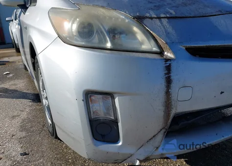 2011 Toyota Prius Three from USA, damaged, VIN JTDKN3DU6B5301709